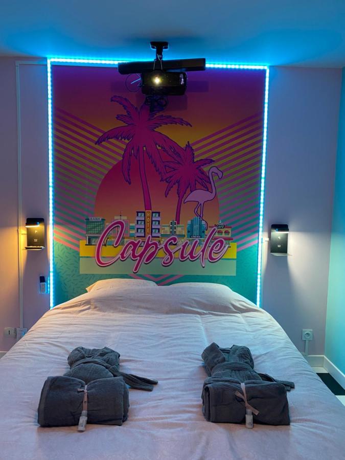 Capsule Miami Vice - Jacuzzi - Billard - Ecran Cinema & Netflix - Ping-Pong - Nintendo & Jeux- Liévin Exterior photo